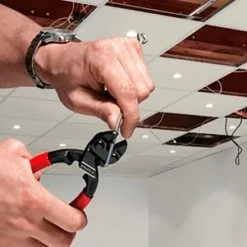 Knipex® CoBolt® Compact Bolt Cutter W/ Notched Blade 12 Knipex® CoBolt® Compact Bolt Cutter W/ Notched Blade -Hand Tools popular store 71 31 200 6