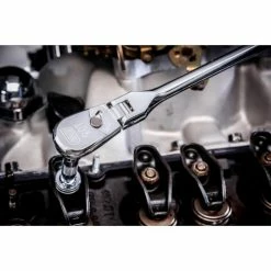 Gearwrench® 90 Tooth Flex Head Teardrop Ratchet with 1/2" Drive Tang, 17"L 8 Gearwrench® 90 Tooth Flex Head Teardrop Ratchet with 1/2" Drive Tang, 17"L -Hand Tools popular store GW 81210T IMG INUSE02 2